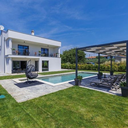 Holiday Home Villa Essea By Interhome Kanfanar Extérieur photo